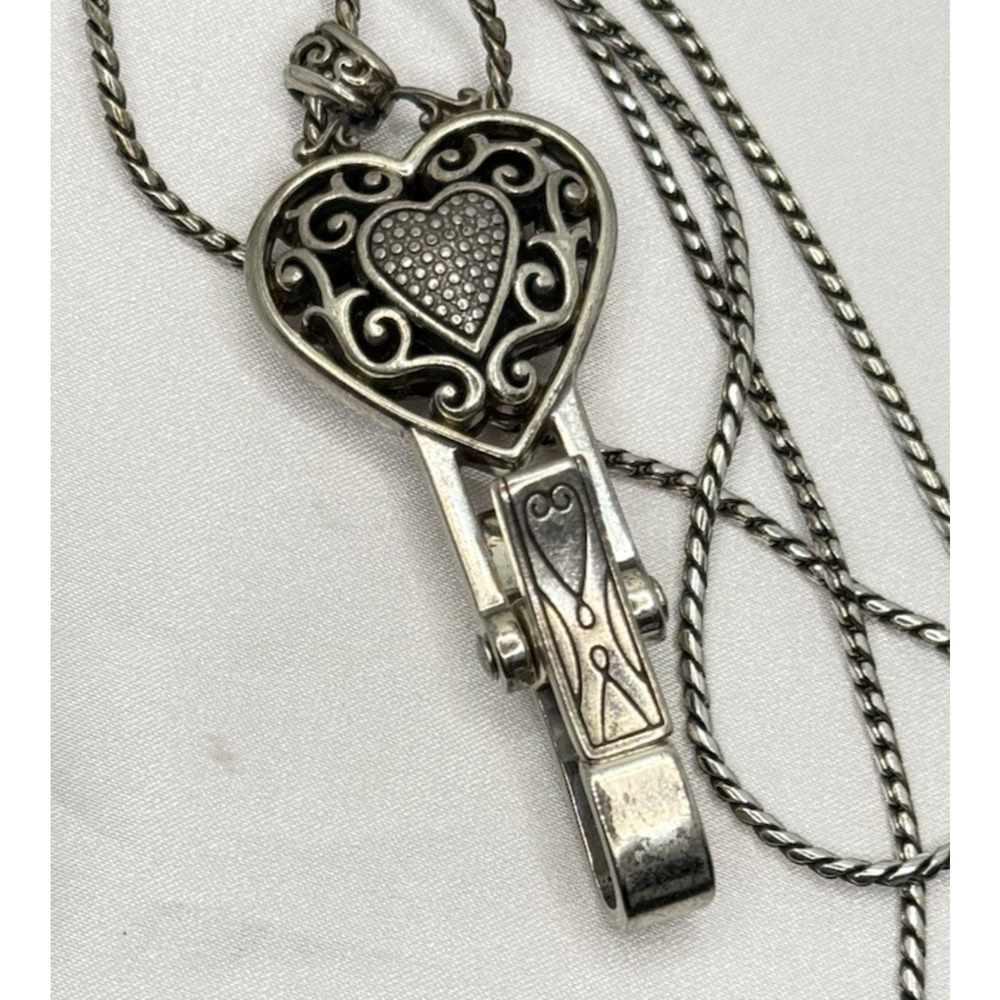 BRIGHTON Reno Heart Badge Clip Lanyard SWAROVSKI Scrollwork SilverPlate 32-34” - Picture 4 of 8